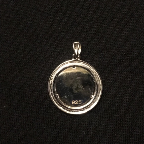 Gold Chain Rope Chain 2mm and Medallion - Picture 3 of 9